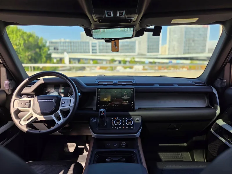 Land Rover Defender — фото 9