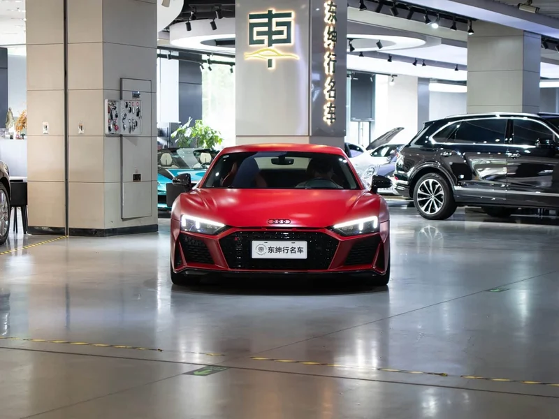 Audi R8 — фото 2