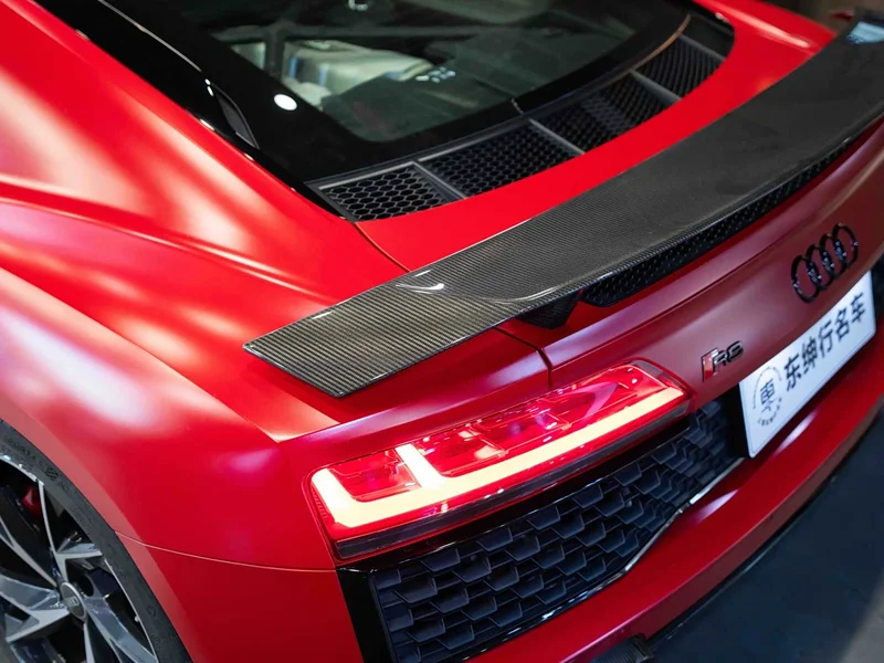 Audi R8 — фото 9