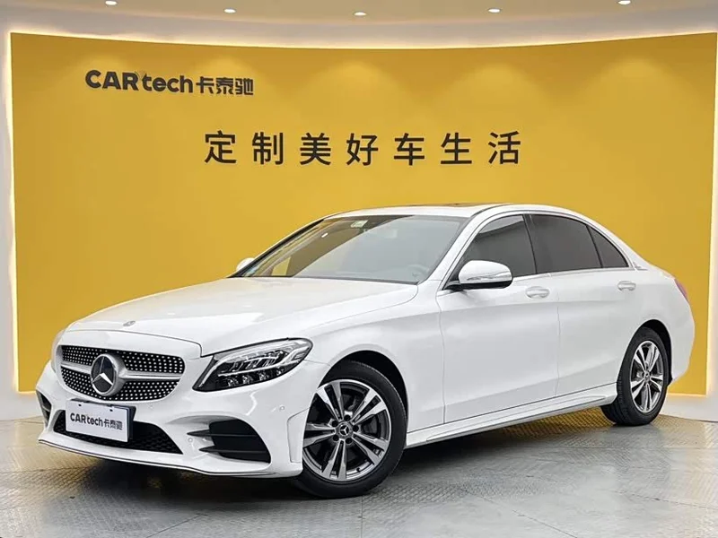 Mercedes-Benz C-Class — фото 1