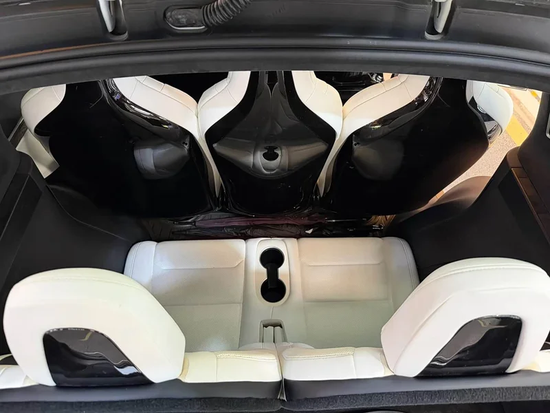 Tesla Model X — фото 8