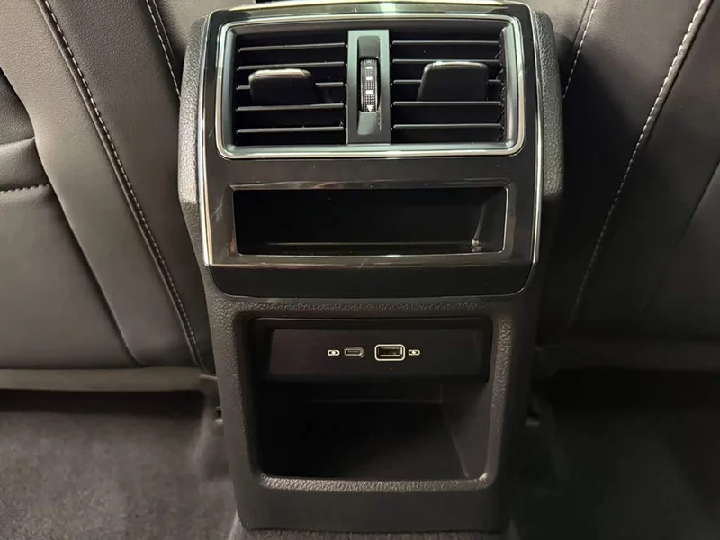Skoda Superb — фото 19