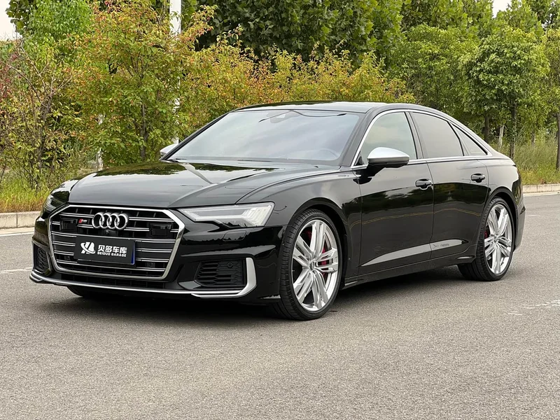 Audi S6 — фото 1