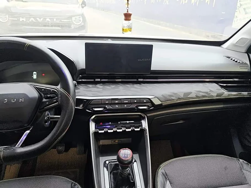 Baojun RS-3 — фото 13