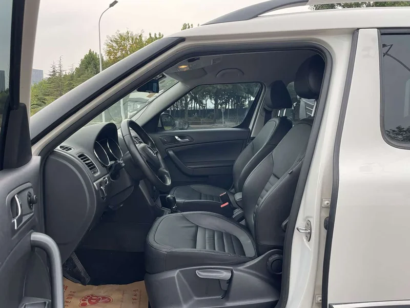 Skoda Yeti — фото 12