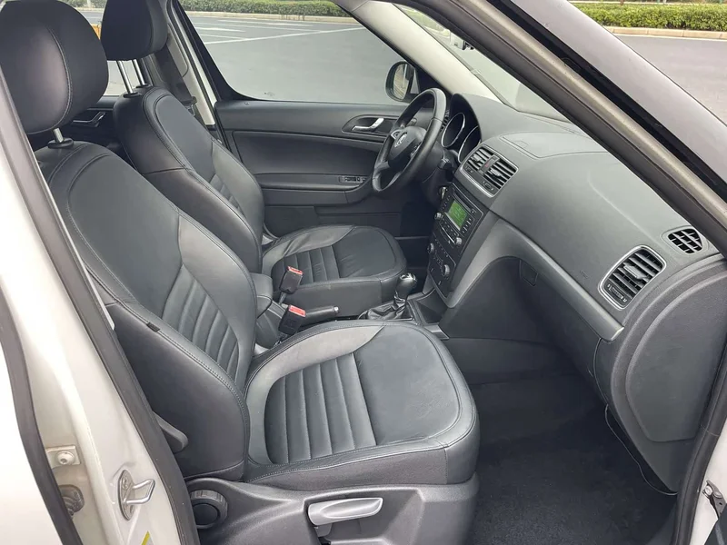 Skoda Yeti — фото 14
