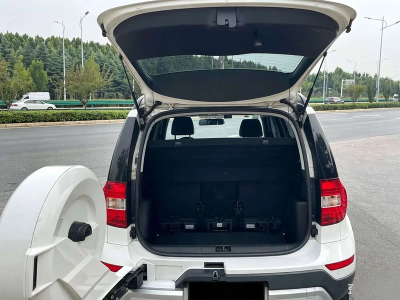 Skoda Yeti — фото 3