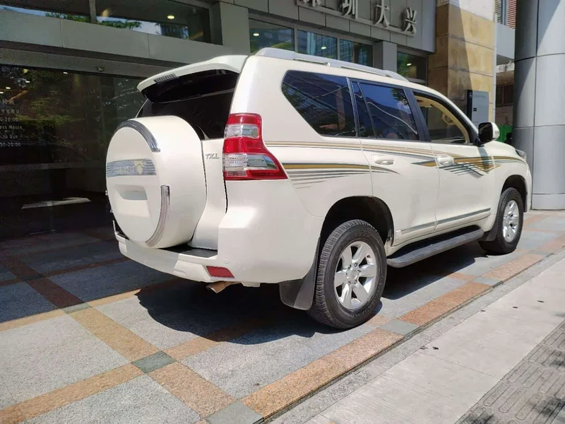 Toyota Prado (Imported) — фото 2