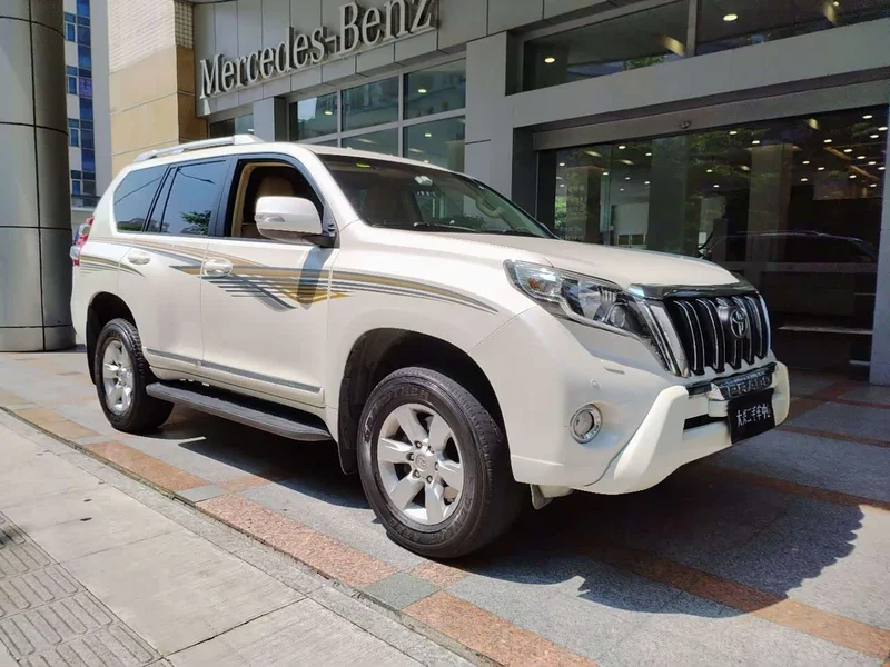 Toyota Prado (Imported) — фото 3