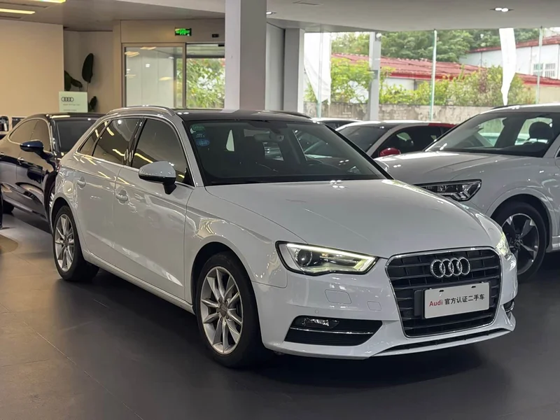 Audi A3 — фото 1