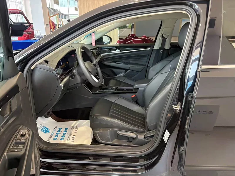Volkswagen Passat — фото 7