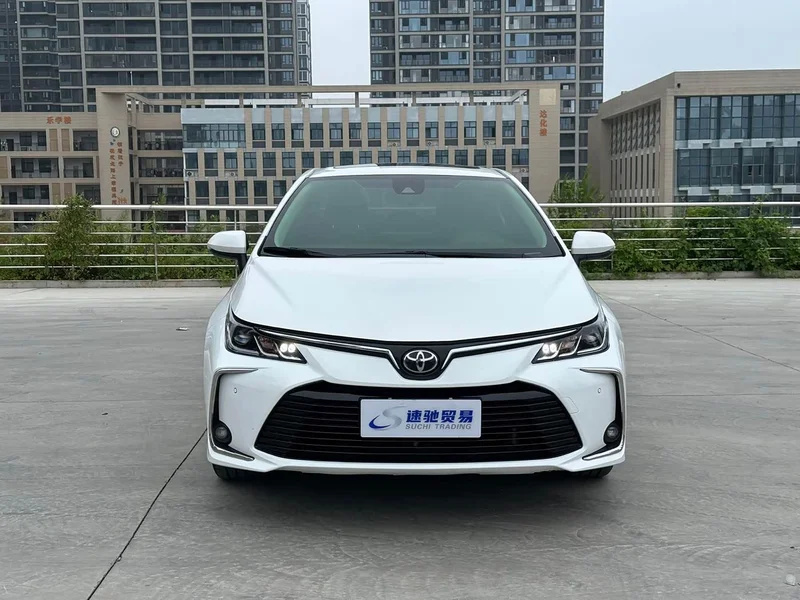 Toyota Corolla — фото 2