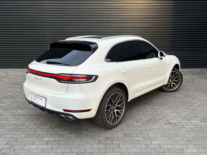 Porsche Macan — фото 7