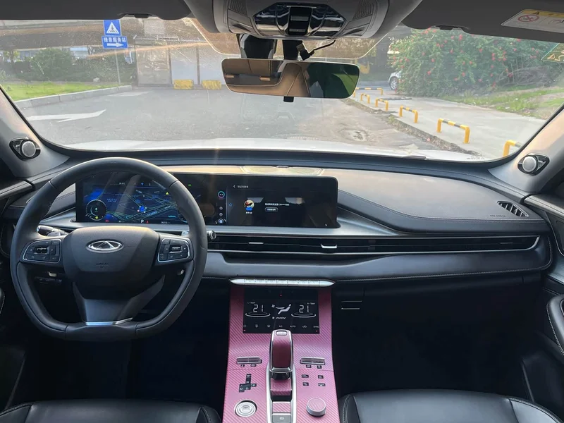 Chery Tiggo 8 Plus — фото 13