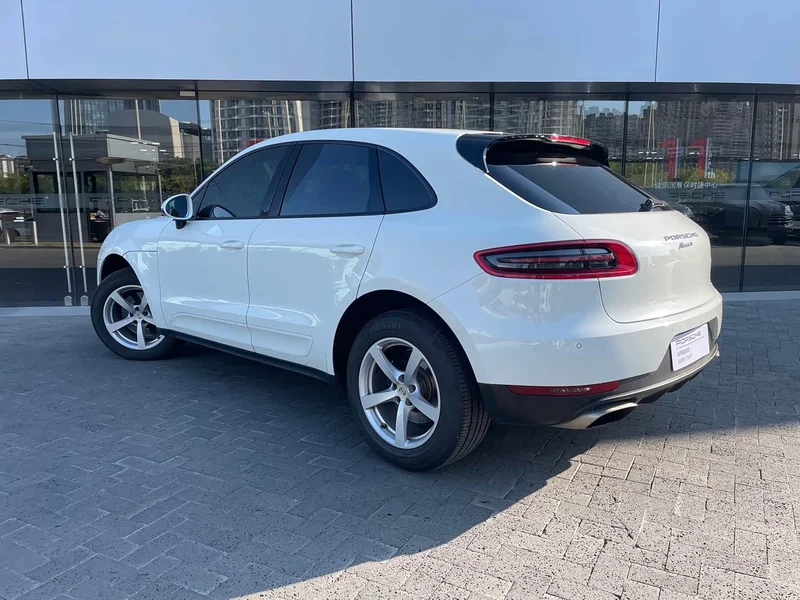 Porsche Macan — фото 6