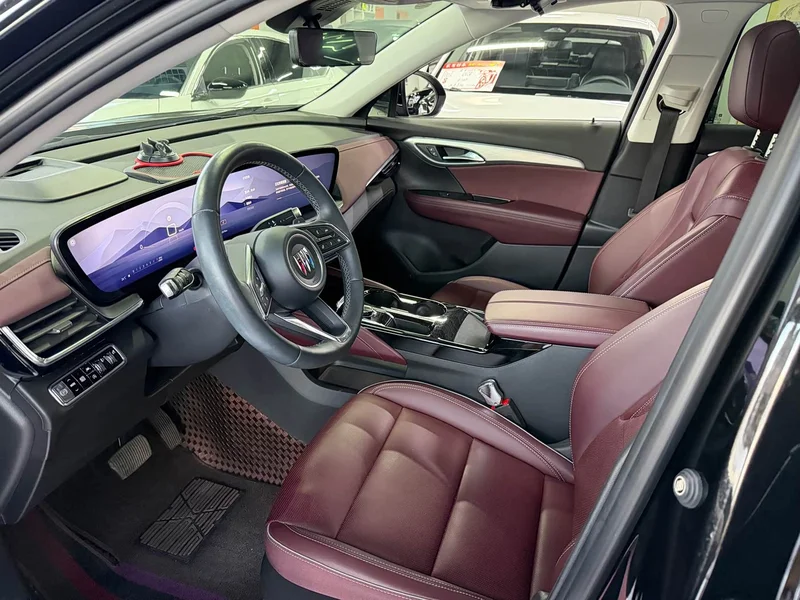 Buick Envision Plus — фото 5