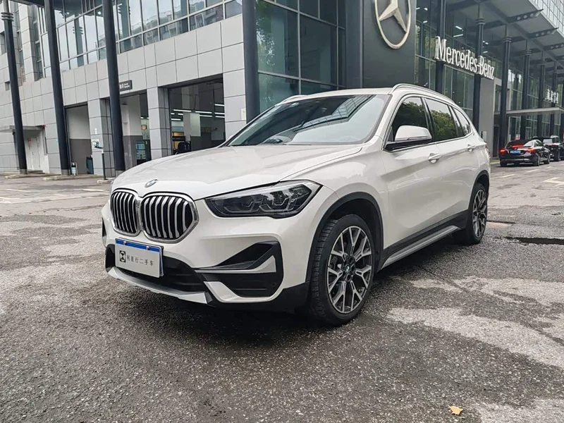 BMW X1 — фото 1