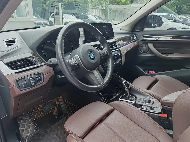 BMW X1 — фото 16