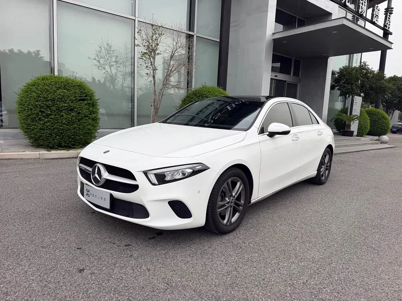 Mercedes-Benz A-Class — фото 1