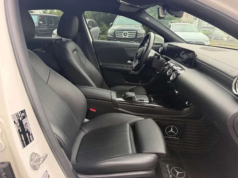 Mercedes-Benz A-Class — фото 14