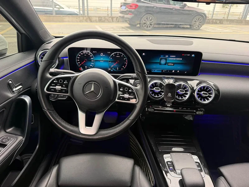 Mercedes-Benz A-Class — фото 18