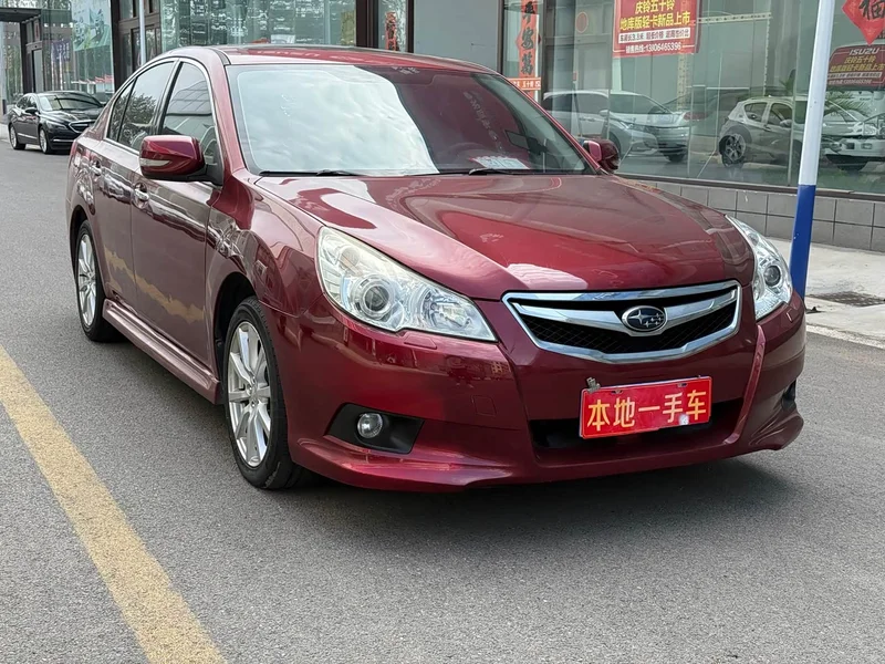 Subaru Legacy — фото 2