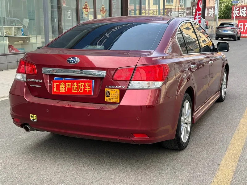 Subaru Legacy — фото 3