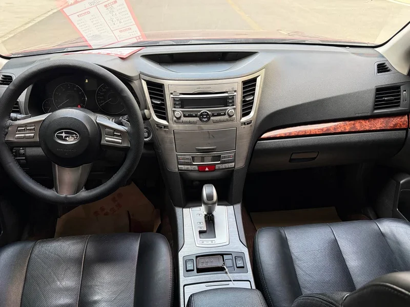 Subaru Legacy — фото 6