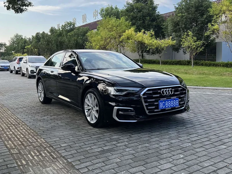 Audi A6L — фото 3