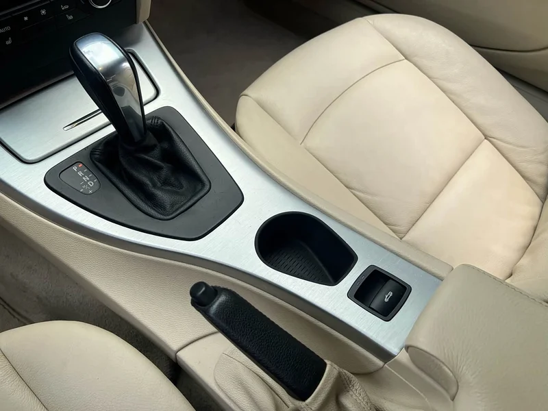 BMW 3-Series — фото 12