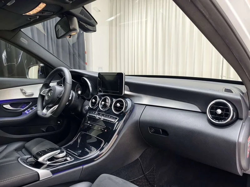 Mercedes-Benz C-Class — фото 14