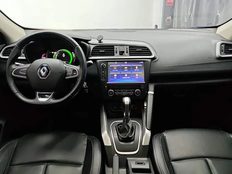 Renault Kadjar — фото 12