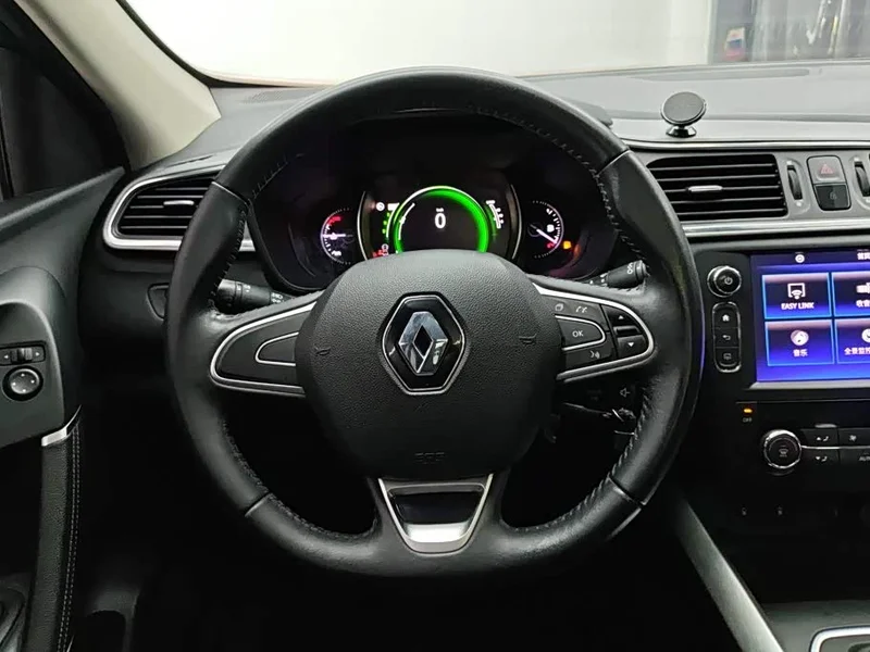 Renault Kadjar — фото 15