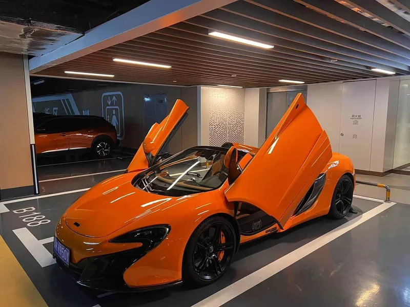 McLaren 12C — фото 1