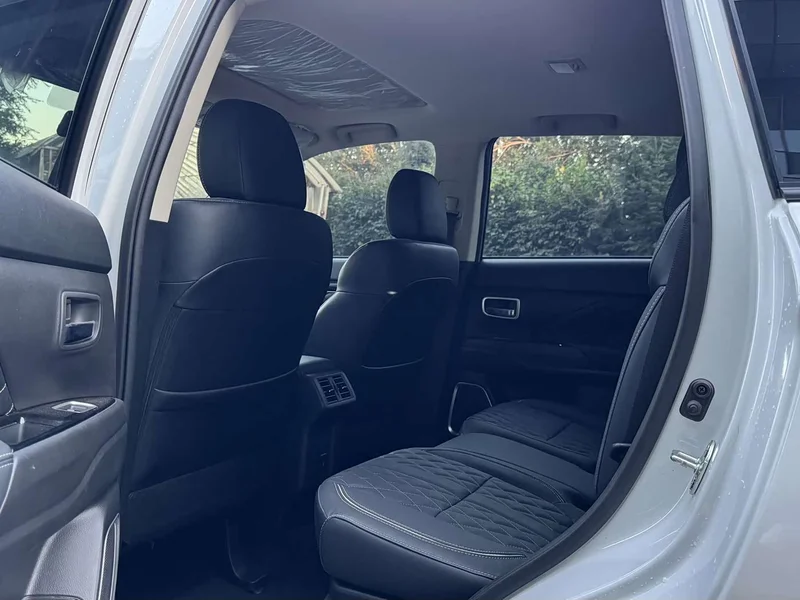 Mitsubishi Outlander — фото 11
