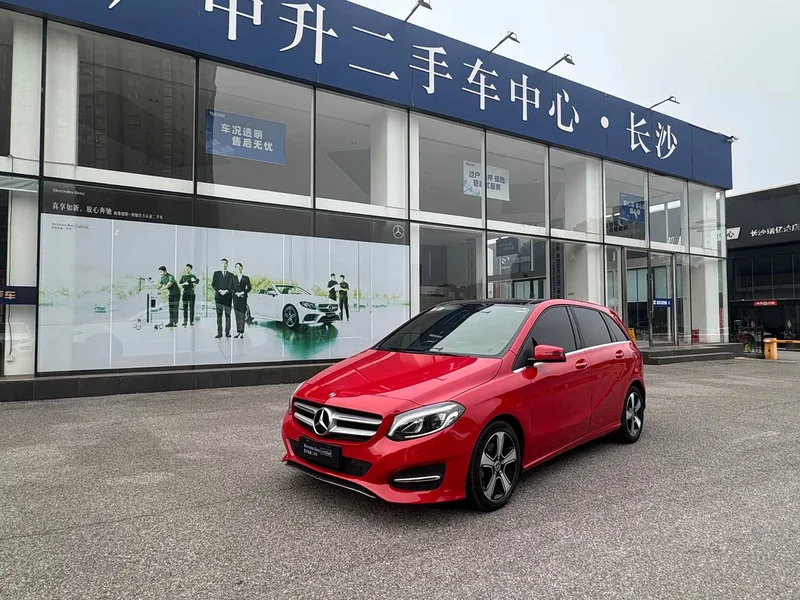 Mercedes-Benz B-Class — фото 1