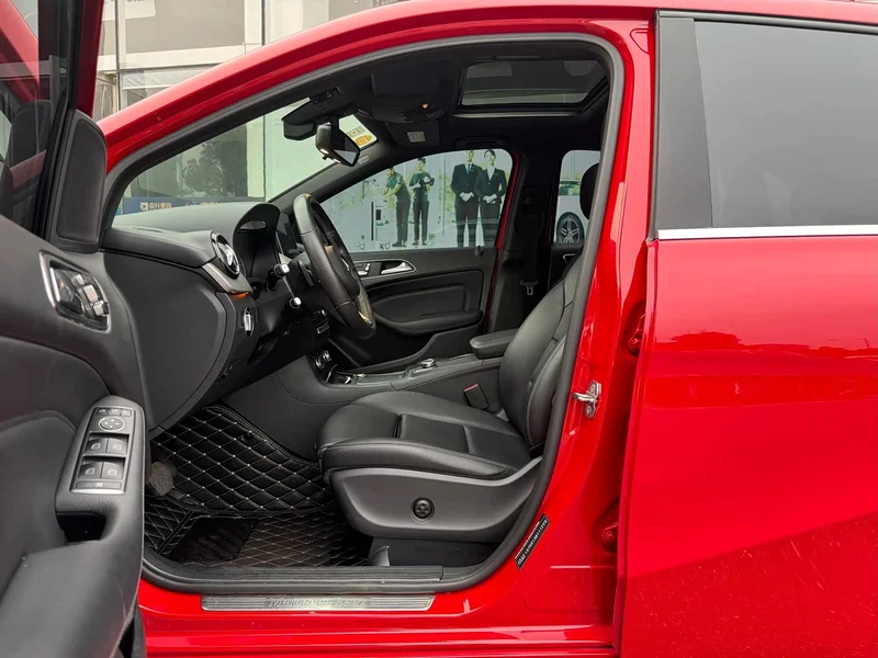 Mercedes-Benz B-Class — фото 11