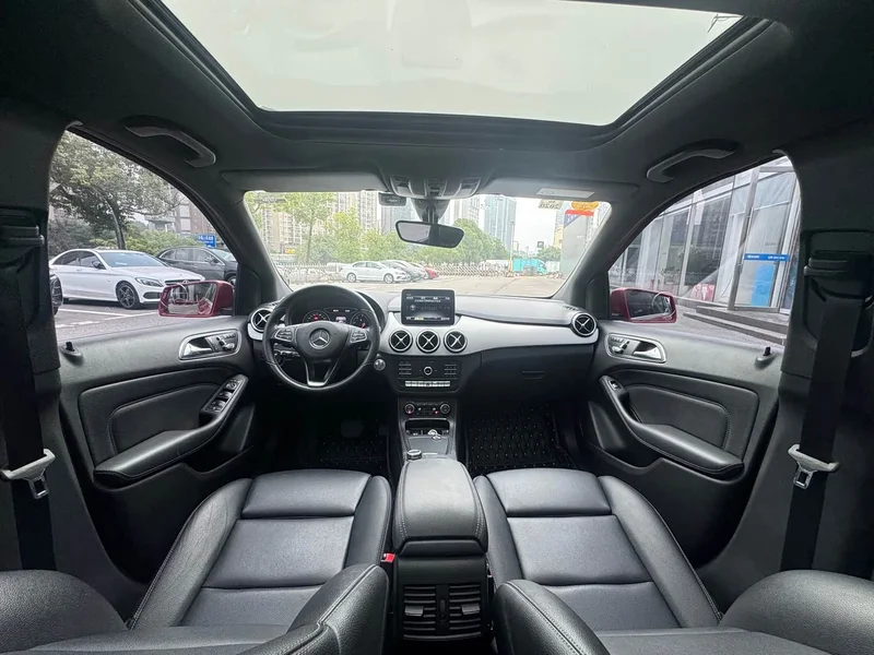 Mercedes-Benz B-Class — фото 18