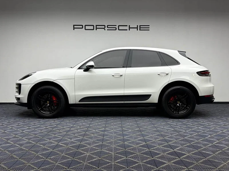 Porsche Macan — фото 8