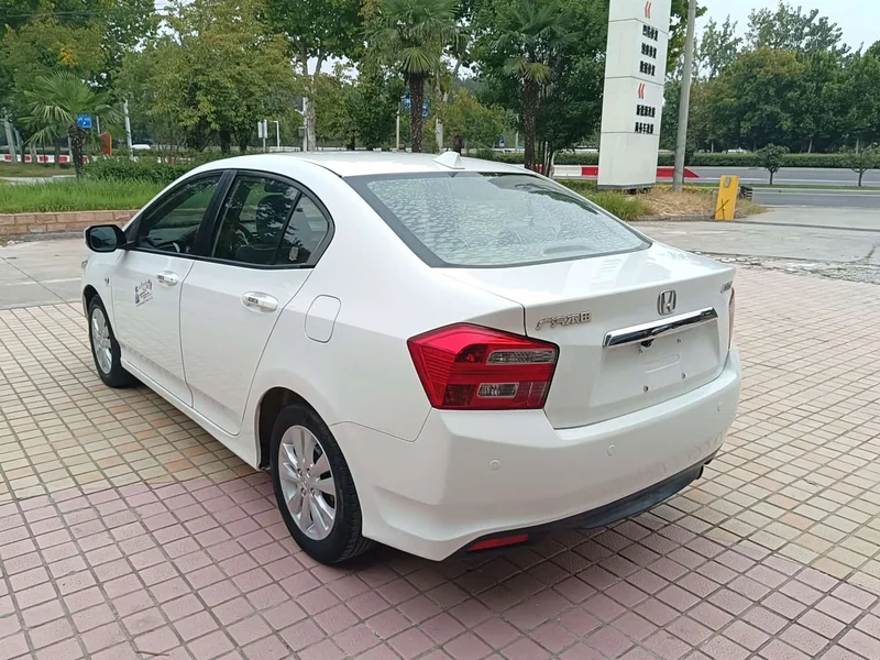 Honda City Classic — фото 16