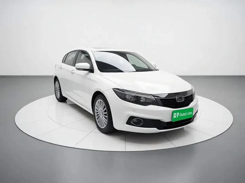 Qoros 3 — фото 3