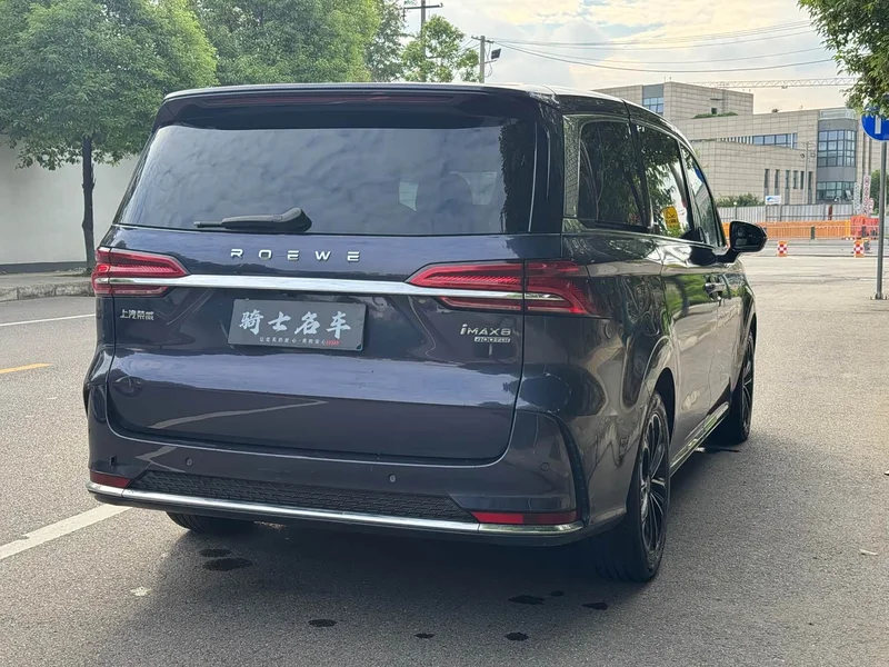 Roewe iMAX8 — фото 18