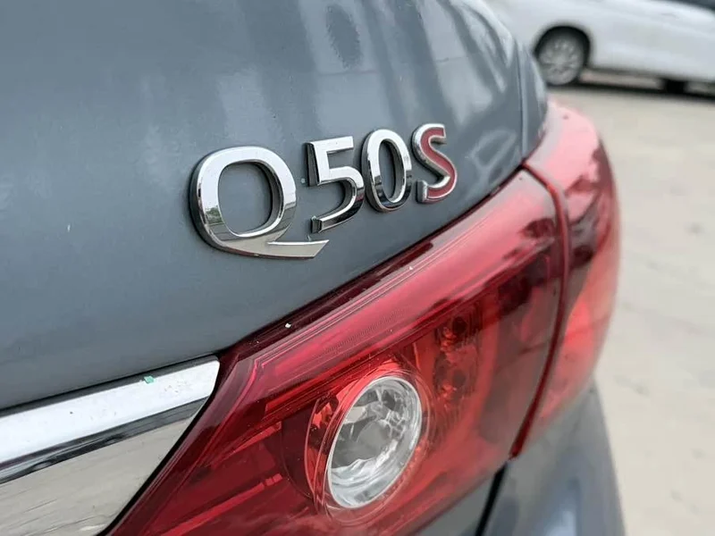 Infiniti Q50 — фото 10