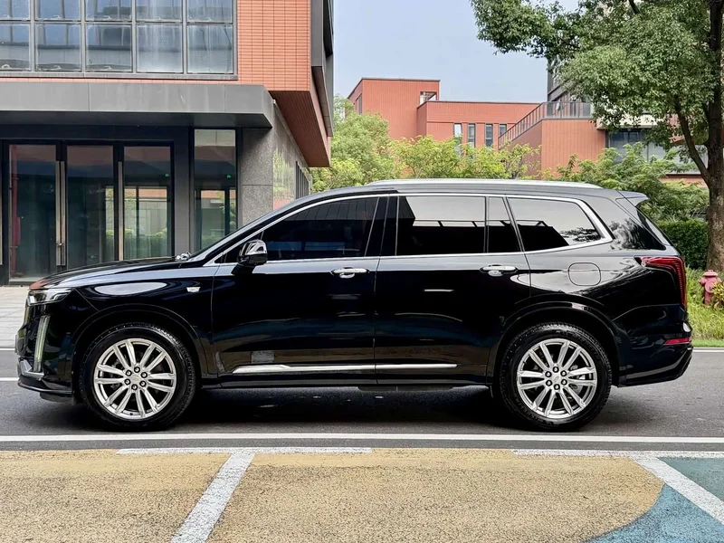 Cadillac XT6 — фото 4