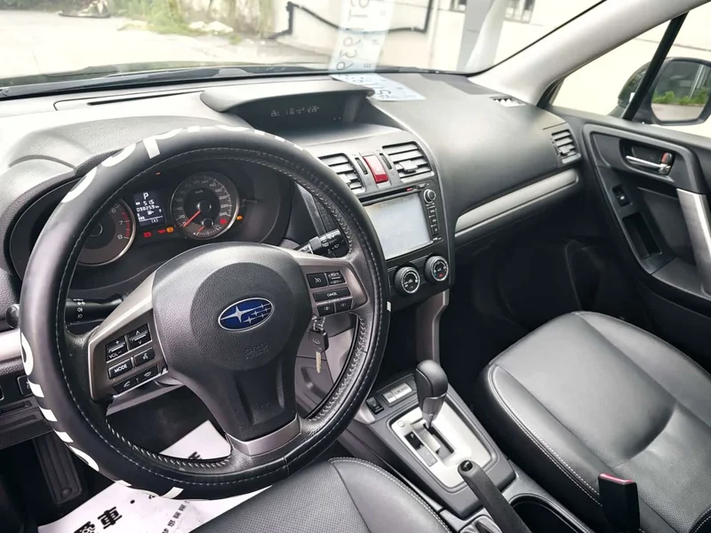 Subaru Forester — фото 9