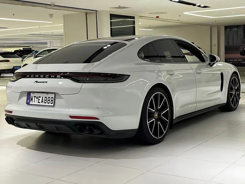 Porsche Panamera — фото 5