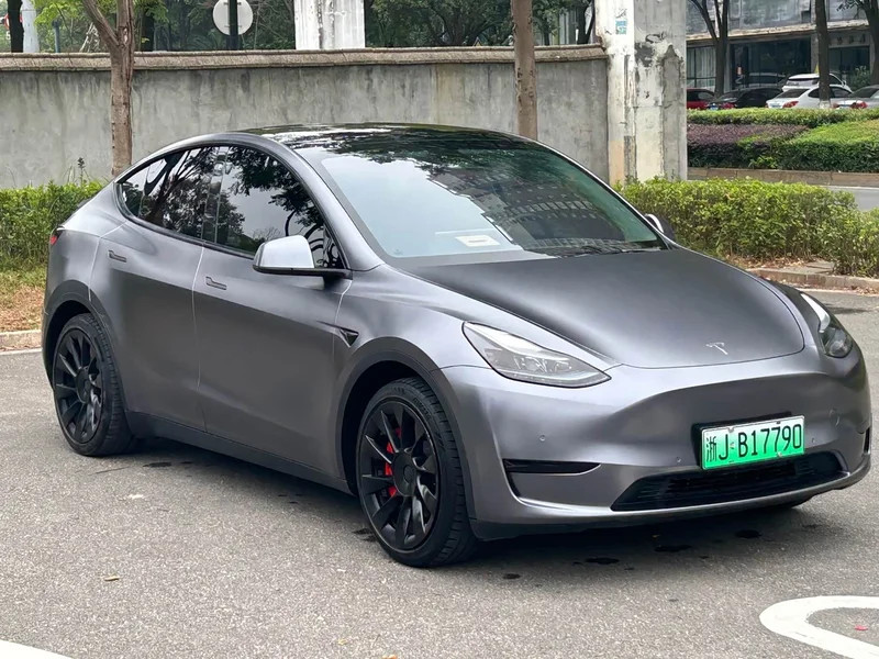 Tesla Model Y — фото 3