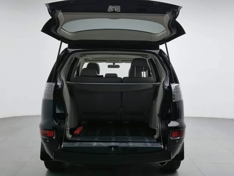 Mitsubishi Outlander — фото 16