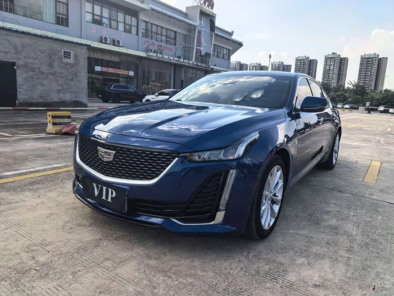 Cadillac CT5 — фото 1