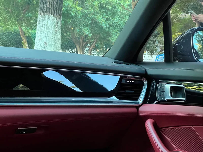 Porsche Panamera — фото 20